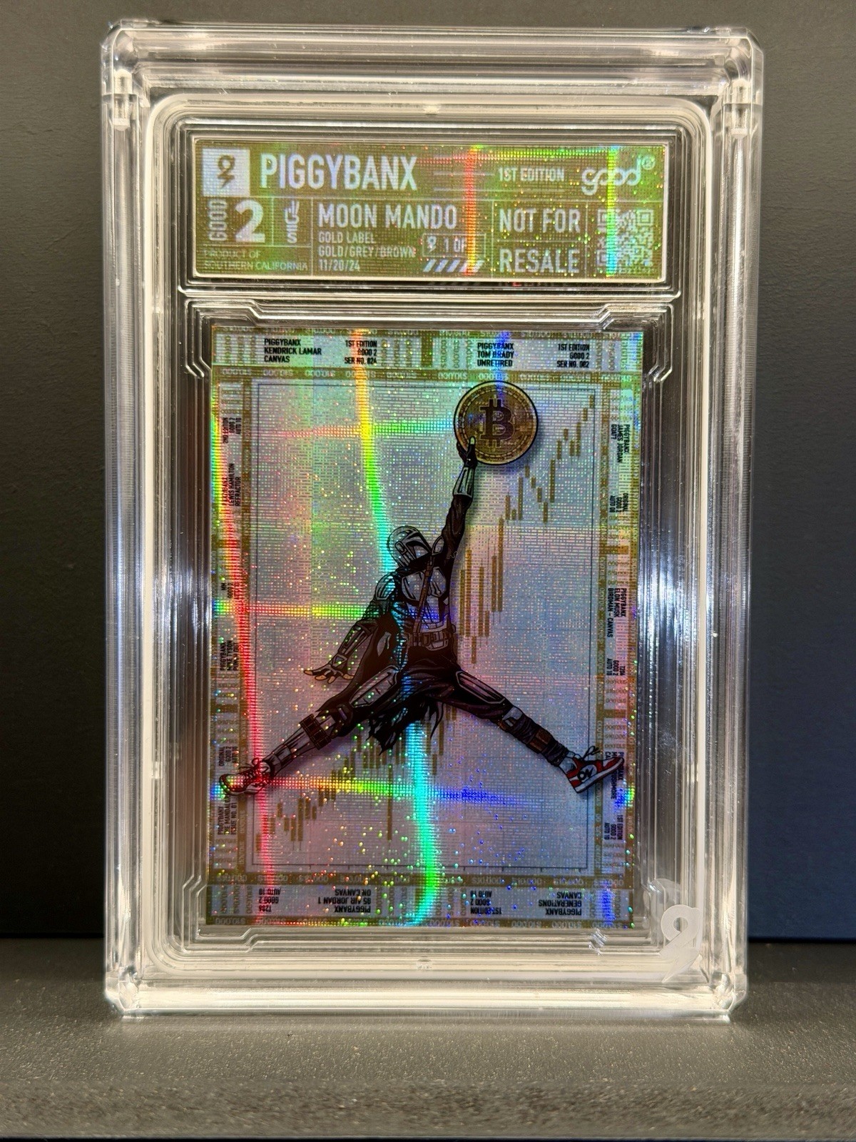 Piggybanx Piggy Banx Moon Mando Gold Label GRIDDY 1/1 Bitcoin Mandalorian Crypto Piggybanx Piggy Banx Moon Mando Gold Label GRIDDY 1/1 Bitcoin Mandalorian Crypto