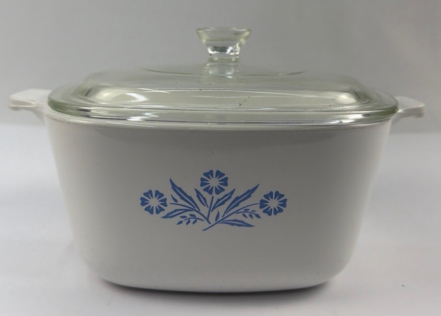 VTG Corning Ware Blue Cornflower 1 3/4 Qt Casserole Dish P-1 3/4-B Glass Lid USA VTG Corning Ware Blue Cornflower 1 3/4 Qt Casserole Dish P-1 3/4-B Glass Lid USA