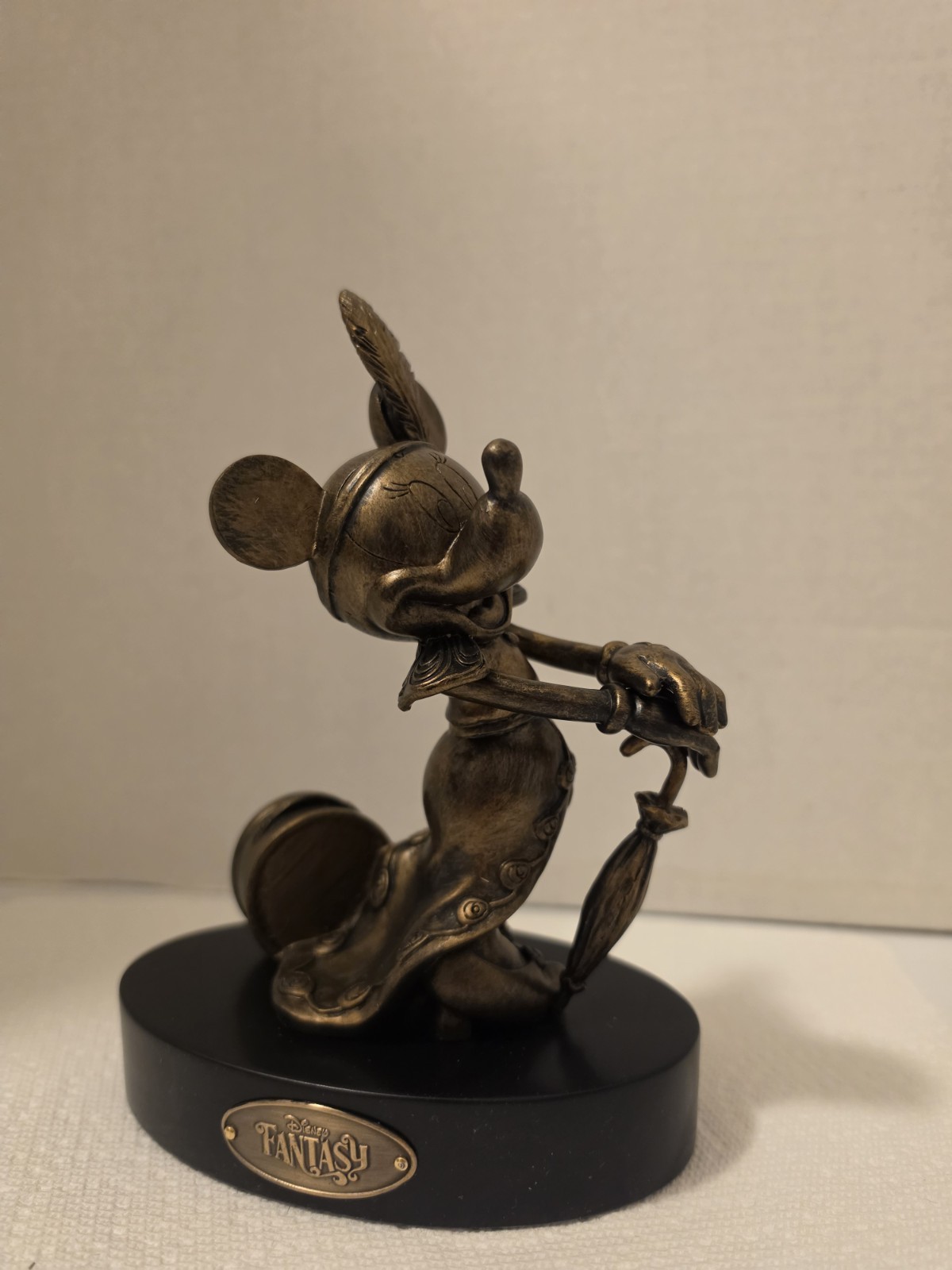 Disney Cruise Line Minnie Mouse Disney Fantasy Figurine NEW