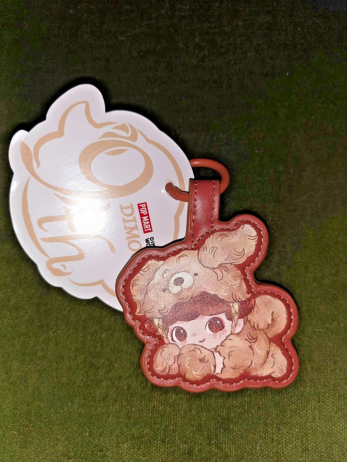 DIMOO x POP MART 9th Anniversary Magnetic Bag Charm DIMOO x POP MART 9th Anniversary Magnetic Bag Charm
