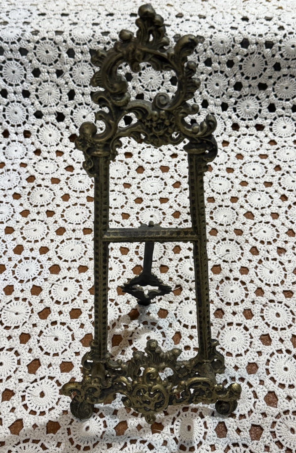 VTG Cast Iron Ornate Display Easel Stand Holder for Plate Picture Book Art
