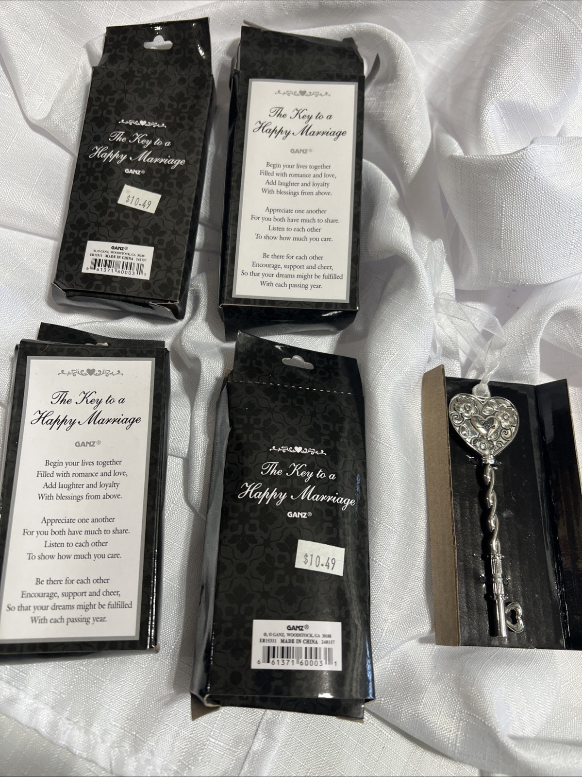 Ganz The Key to a Happy Marriage Wedding Gift Box 4 Pack Read Description