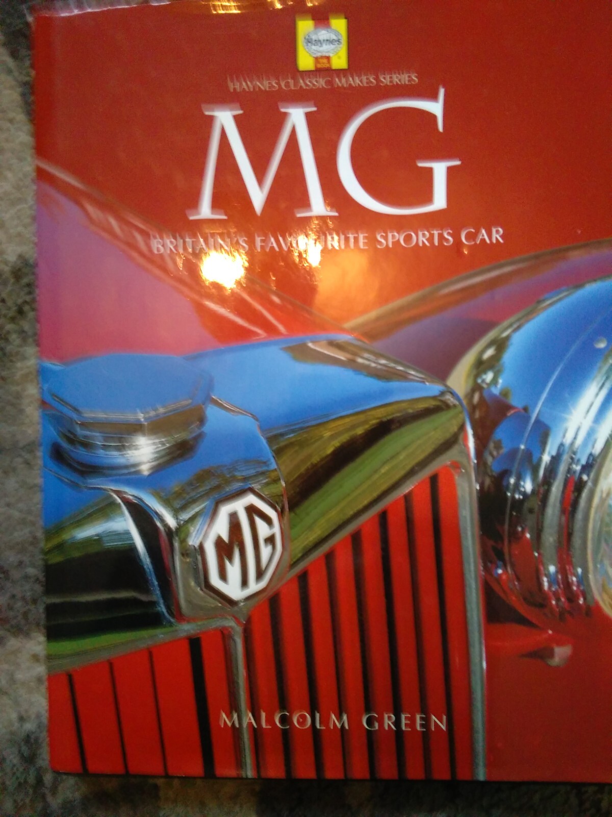 HAYNES CLASSIC MAKES BOOK H 420 M G BRITAIN FAVORITE SPORTS CAR M GREEN H B DJ
