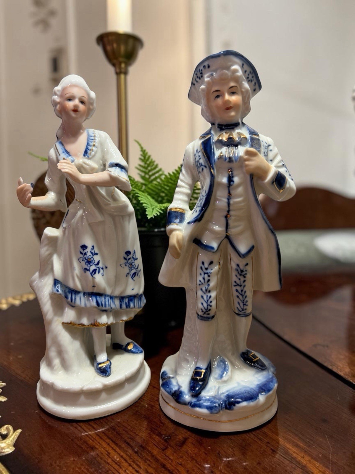 Vintage Colonial Couple Porcelain Figurines Blue White George Martha Style Pair Vintage Colonial Couple Porcelain Figurines Blue White George Martha Style Pair