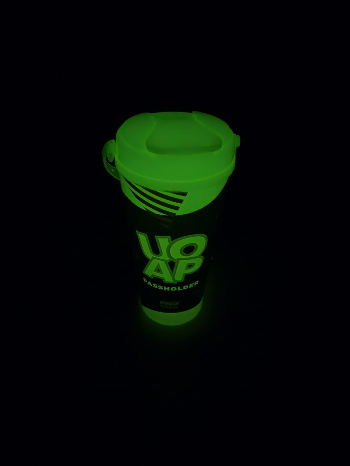 2026 Universal UOAP Annual Passholder Exclusive Glow In The Dark Drink Mug