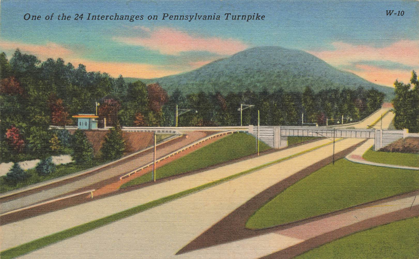 ONE OF THE 24 INTERCHANGES ON THE TURNPIKE POSTCARD PA PENNSYLVANIA 1940s