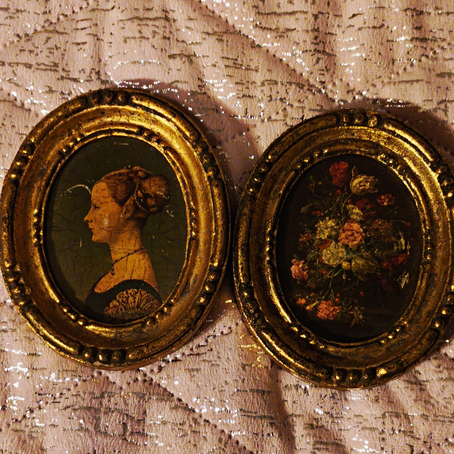 Vintage Mid-Century Italian Gilded Resin Oval Wall Plaquetts-Matched Set of 2 Vintage Mid-Century Italian Gilded Resin Oval Wall Plaquetts-Matched Set of 2