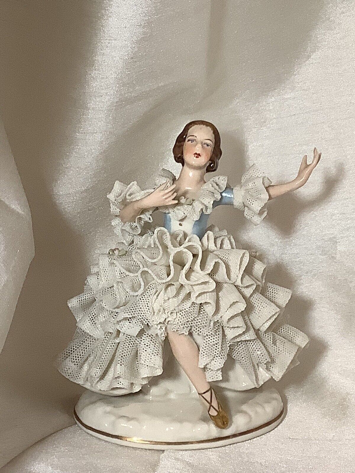 Vintage Dresden Porcelain Lace Ballerina Statue) Made In Germany 5” Height