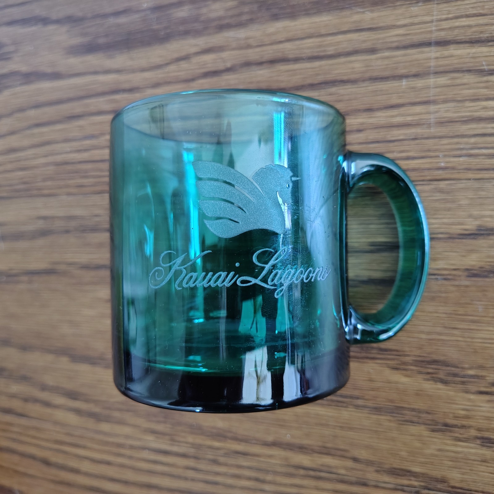 Rare Vintage KAUAI LAGOONS HAWAII GREEN GLASS COFFEE MUG TIKI BAR HOTEL RESORT