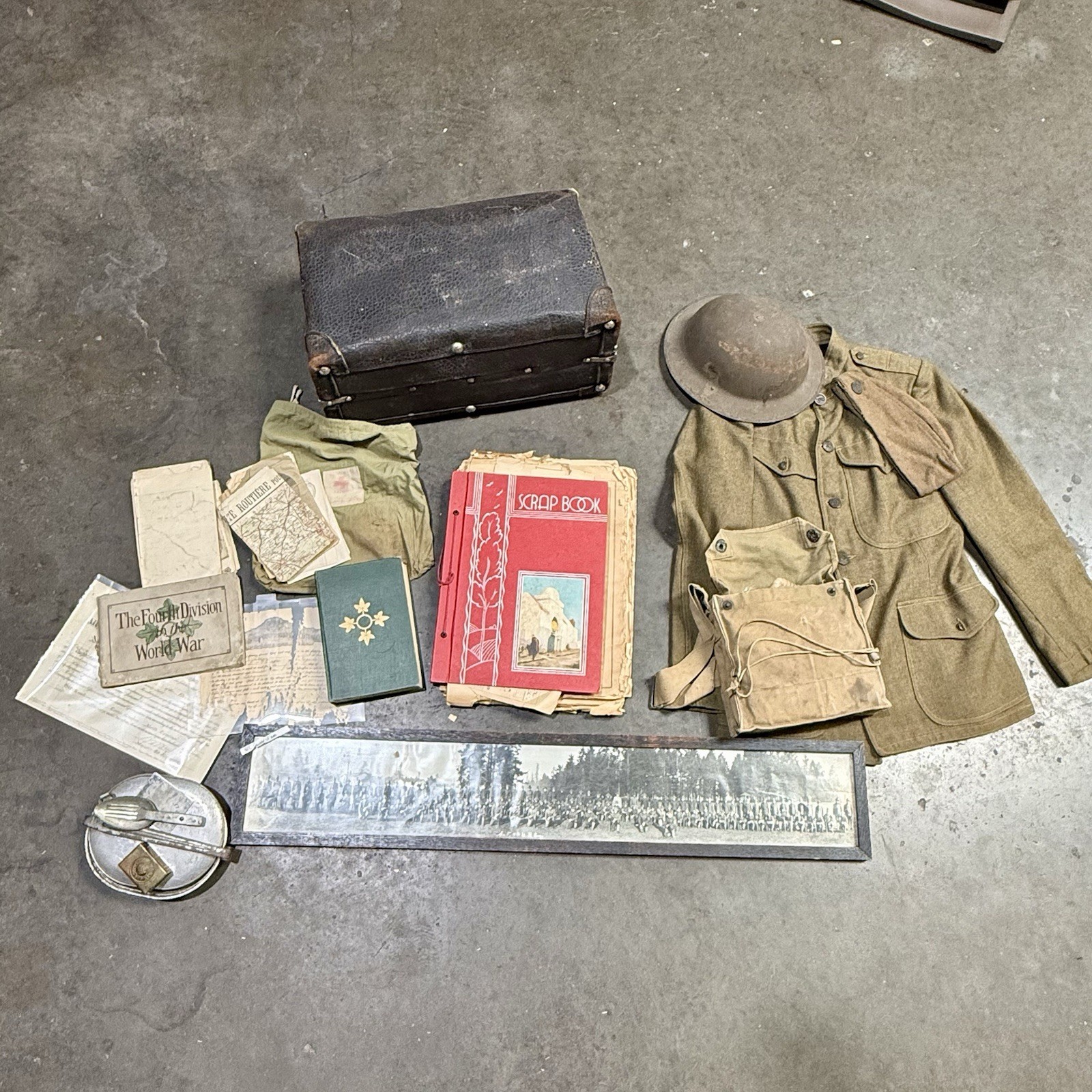 Original WW1 US Army 4th Div Engineers Large Grouping Named Uniform Maps