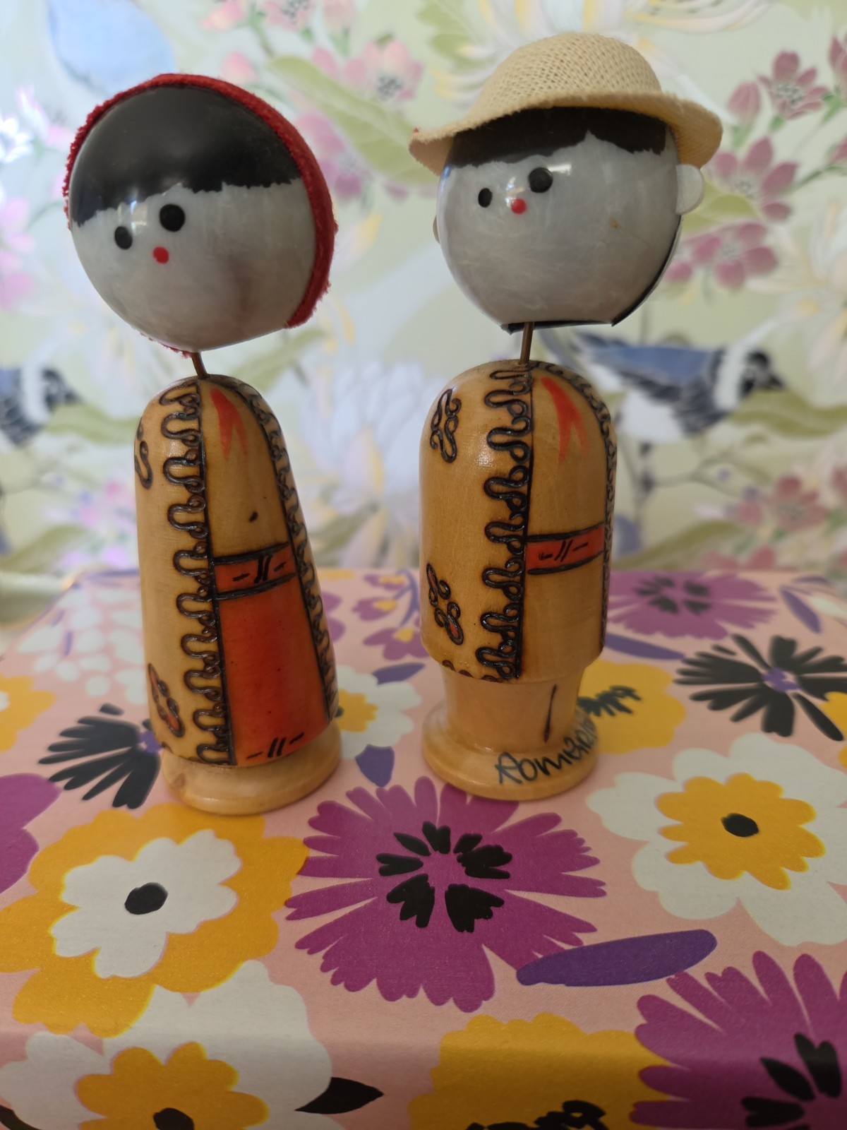 Vintage Romanian Wooden Folk Dolls Meticulously Handcrafted Nodders / Bobblehead Vintage Romanian Wooden Folk Dolls Meticulously Handcrafted Nodders / Bobblehead