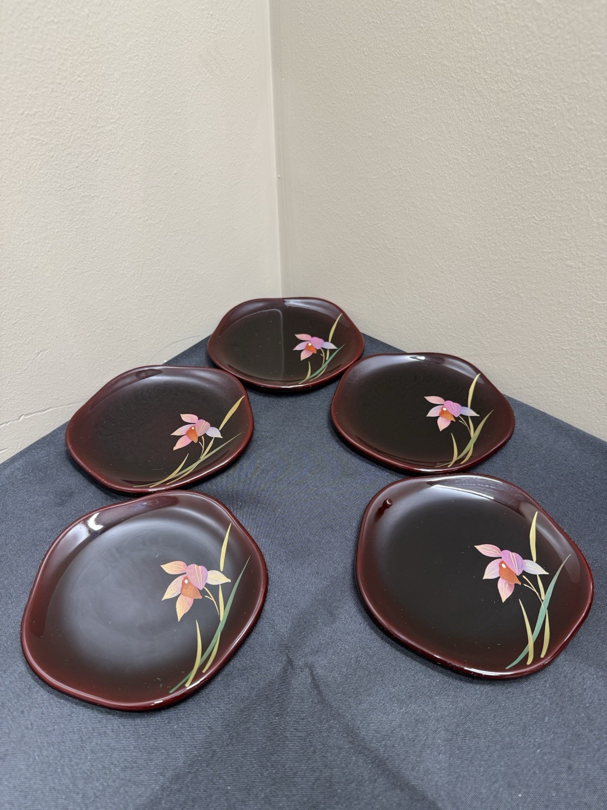 Japanese Aizu Lacquer Plate Bellflower  Set Of 5