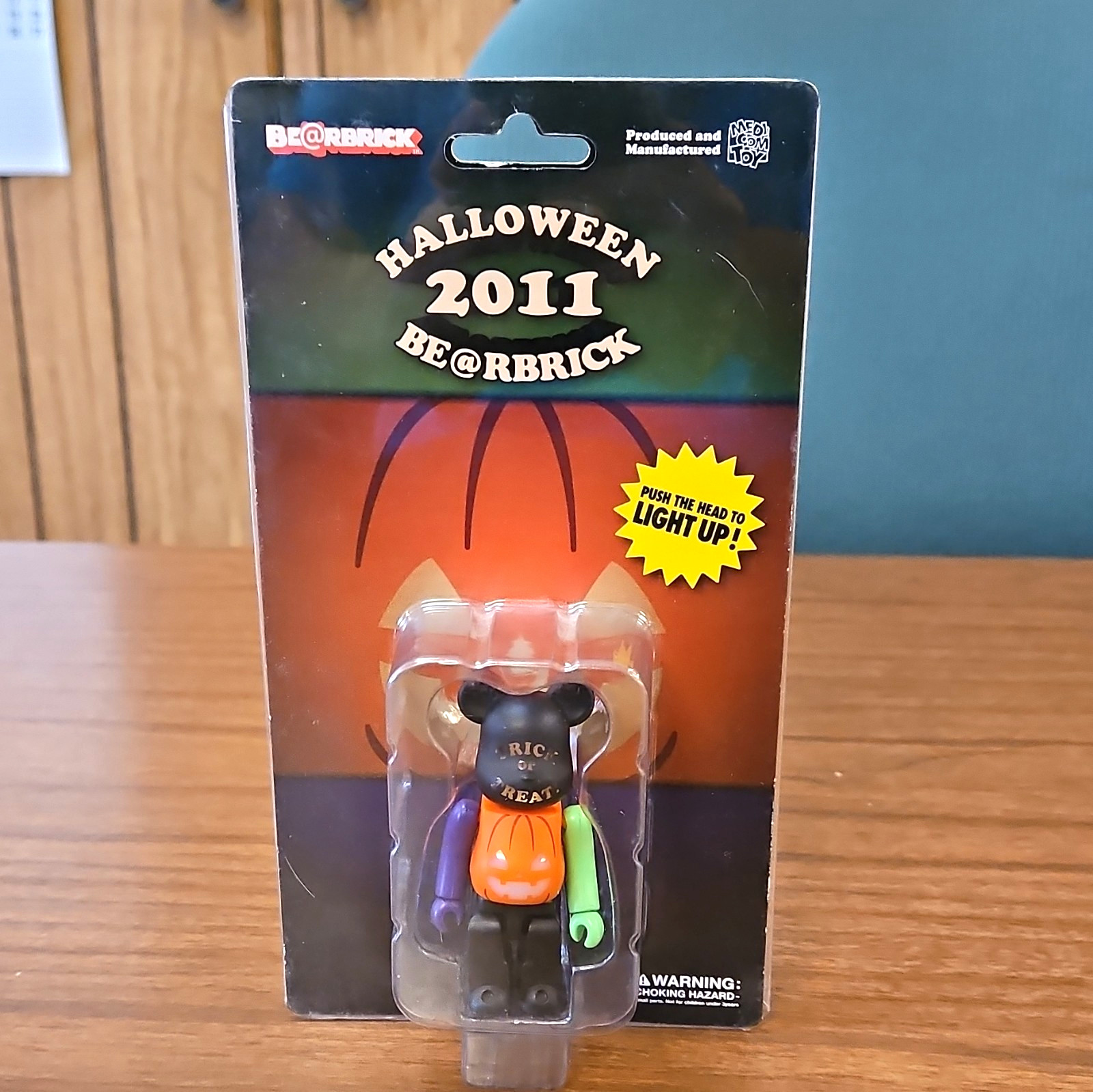 Medicom Toy BE@RBRICK Halloween 2011 Light Up Jack O'Lantern Bear
