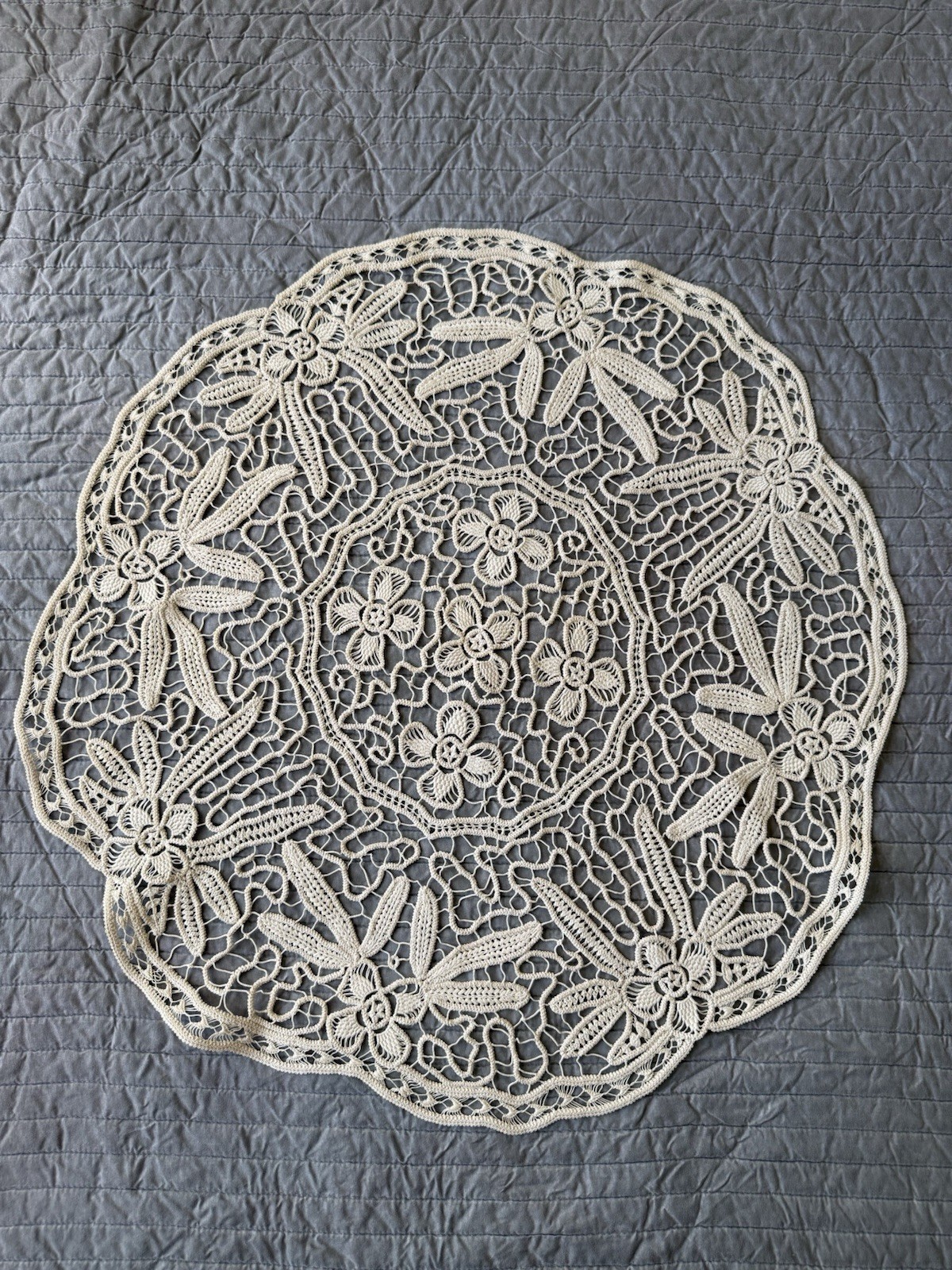 Authentic Vintage Handmade Romanian Point Lace Doily 28 Authentic Vintage Handmade Romanian Point Lace Doily 28