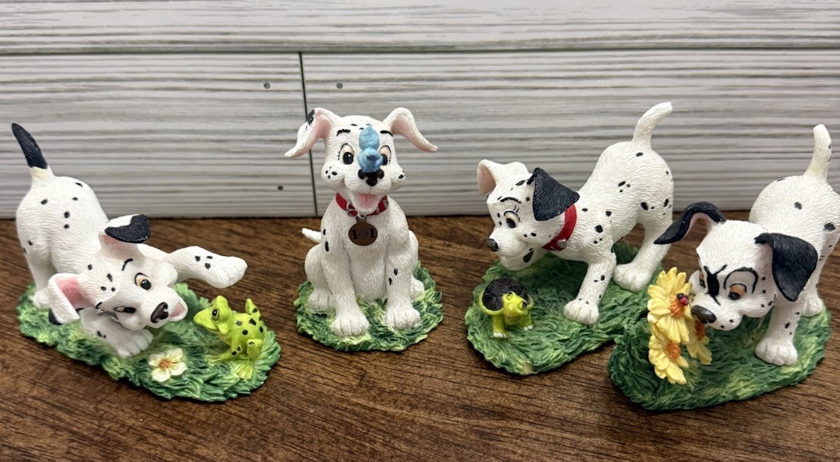 Vintage Disney Enesco 295175 101 Dalmatians Figurines Lot of 4 *Read Description