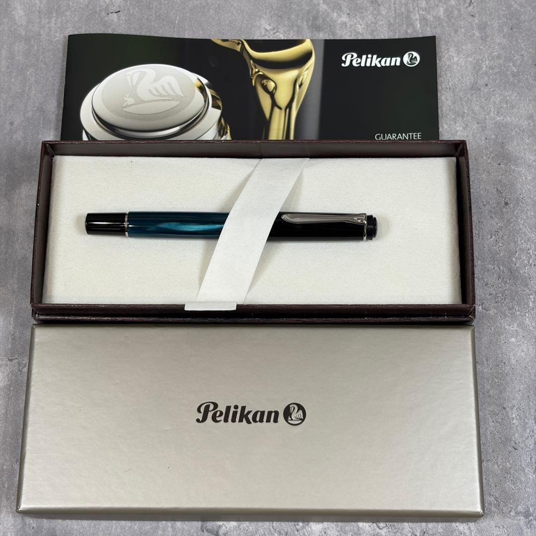 Mint Pelikan M205 Petrol-Marbled Fountain Pen Limited Color Fine F Germany