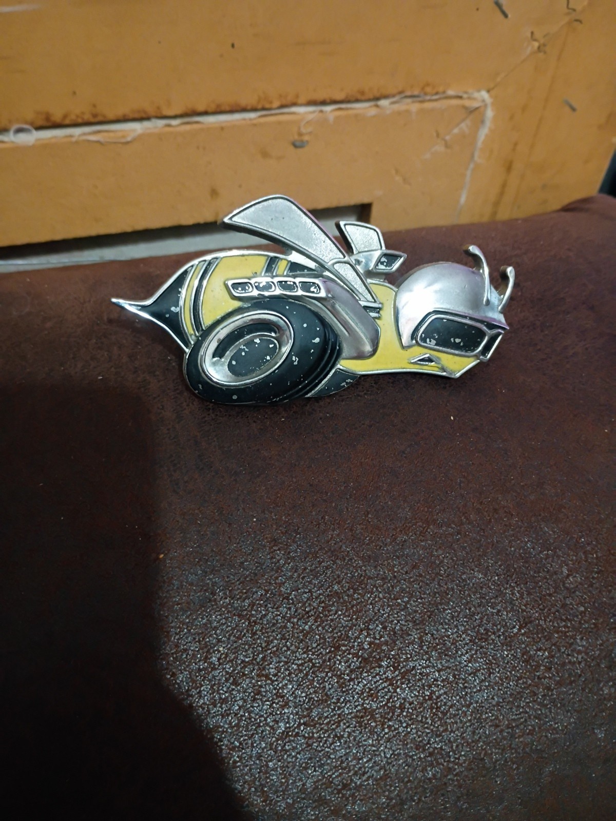 Vintage Original 1969 Dodge Super Bee Emblem