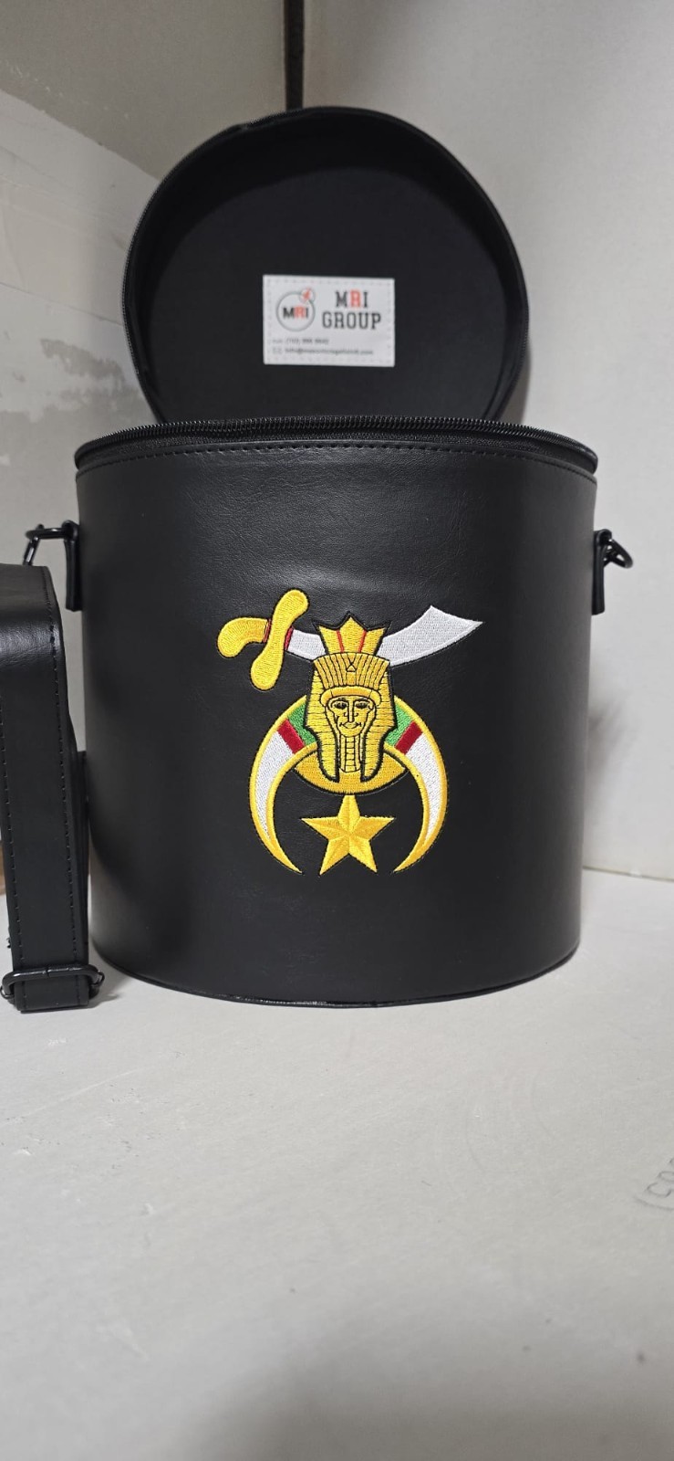 MASONIC SHRINER BLACK FEZ CASE WITH SRINE LOGO EMBROIDERY, NOBLE FEZ CASE