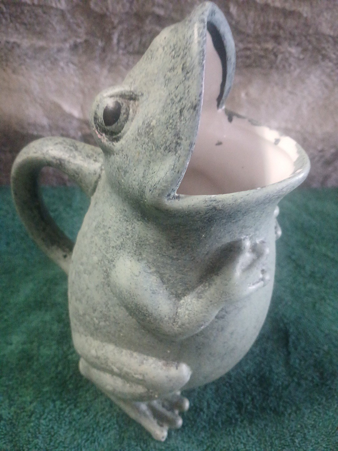 Season Of Cannon Falls Open Mouth Frog Vase... Vintage