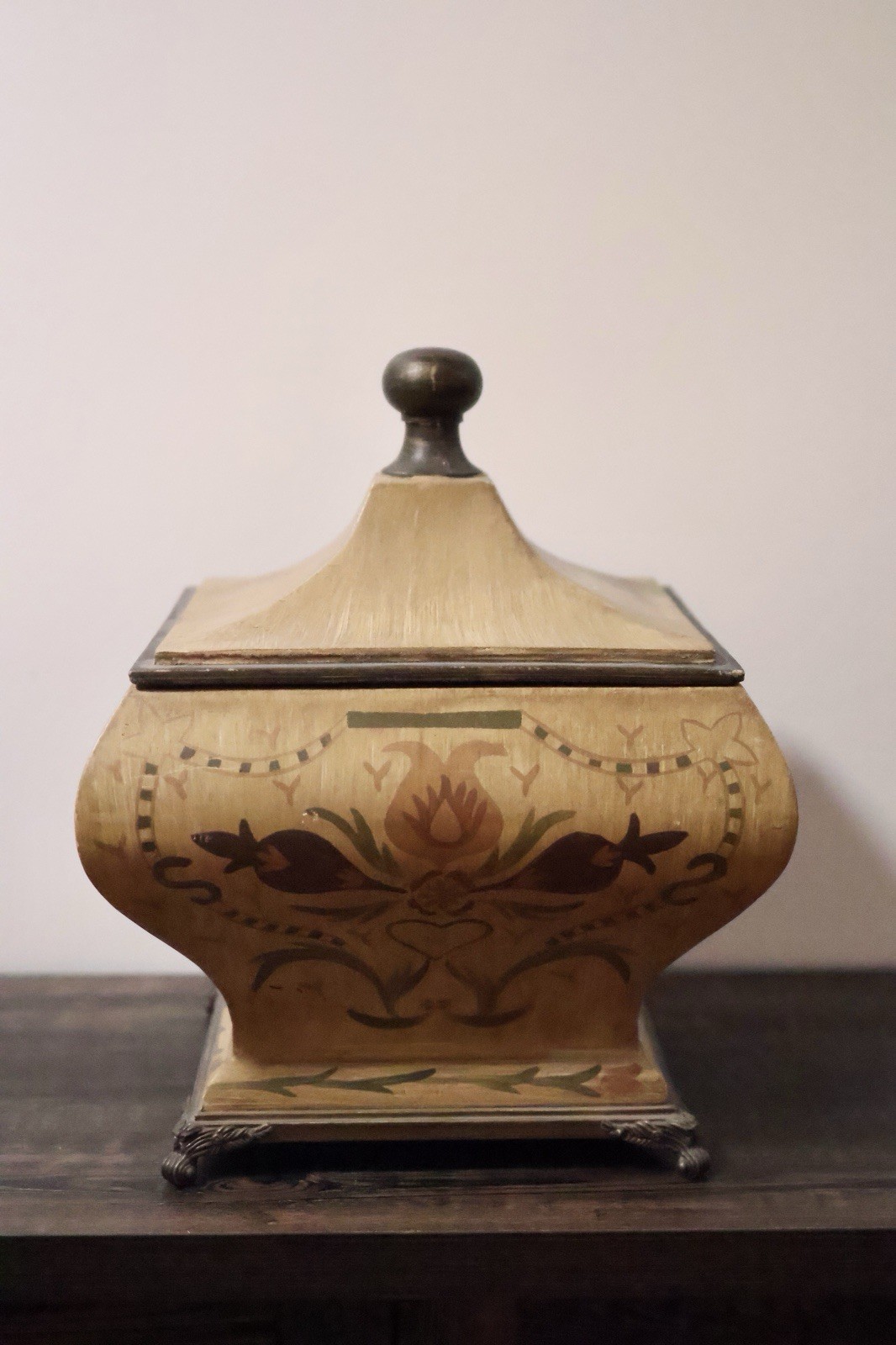 Vintage Hand Painted Folk Art Wooden Box Pagoda Lid 14