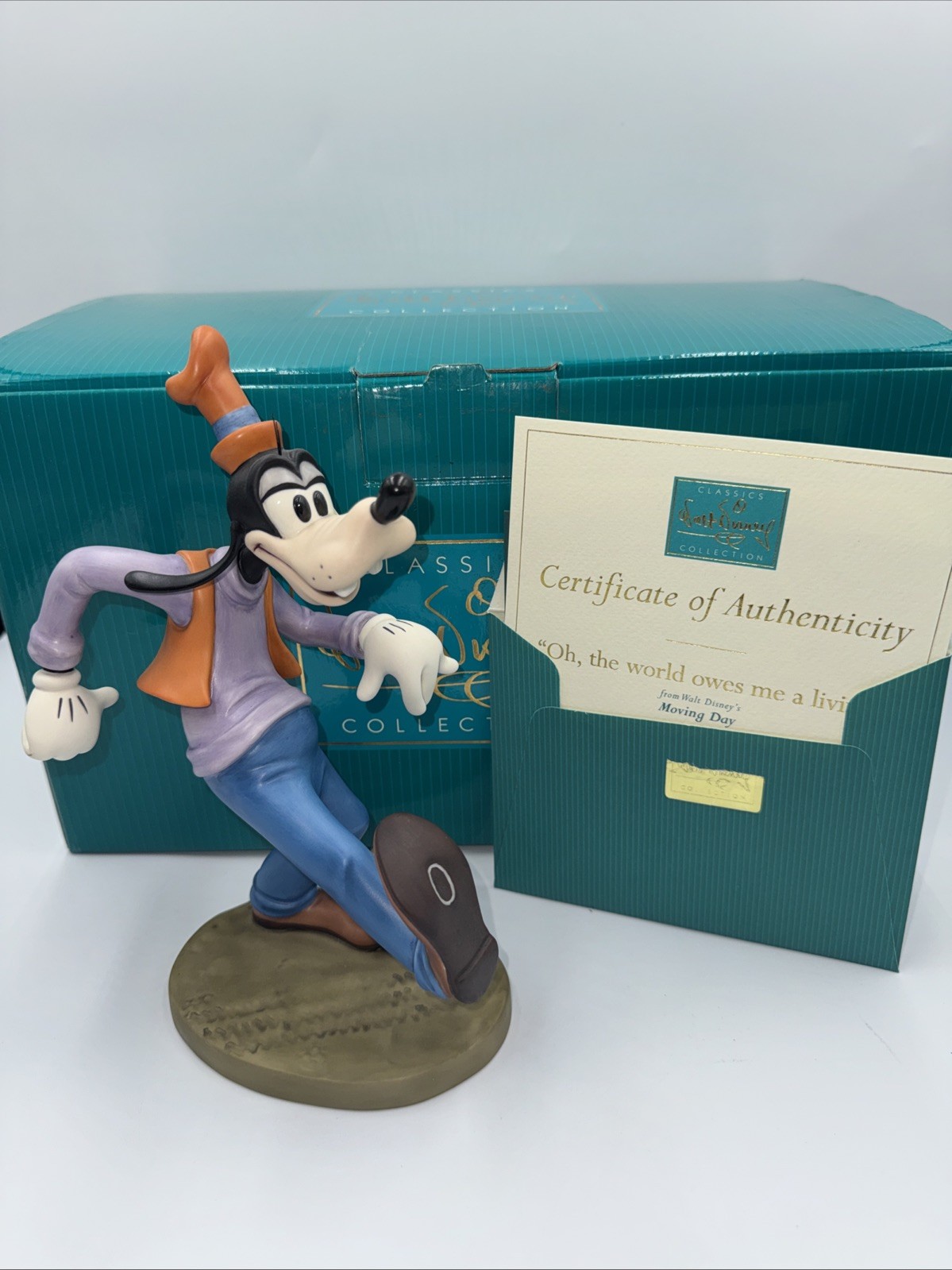 WDCC VTG 1997 Moving Day Goofy Oh The World Owes Me A Livin’ Figurine Disney COA