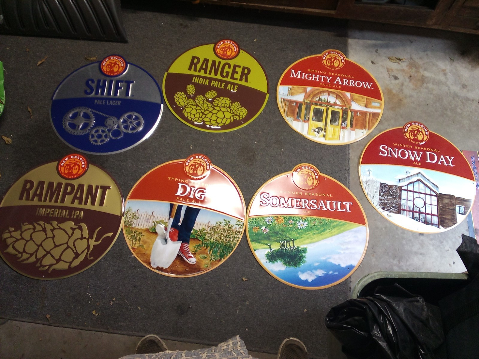7 new belgium metal signs