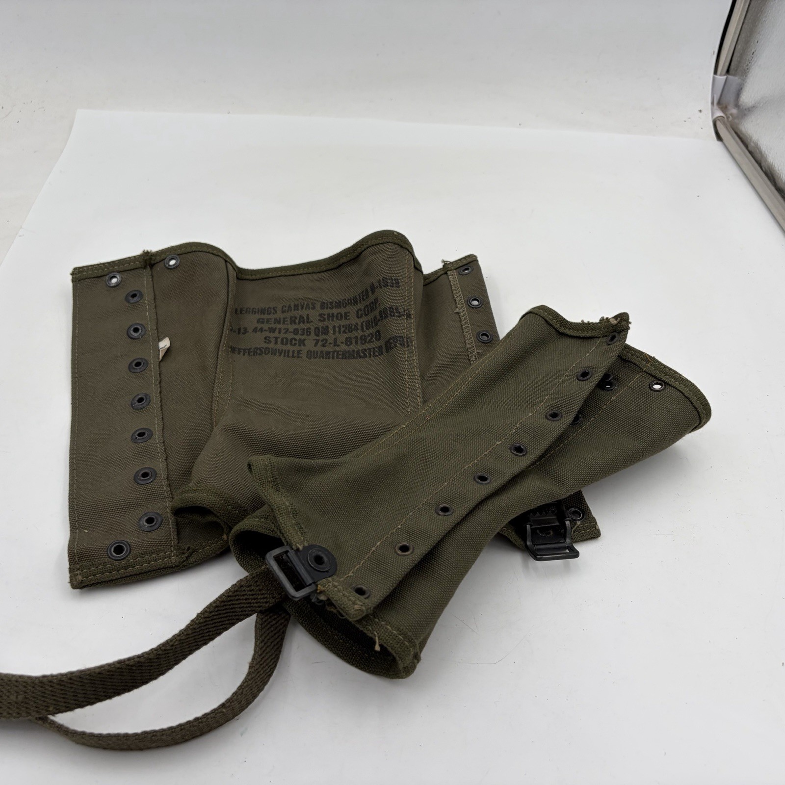 VTG Original Canvas WW2 US M1938 Dismounted Canvas Leggings Gaiters Size 1R VTG Original Canvas WW2 US M1938 Dismounted Canvas Leggings Gaiters Size 1R