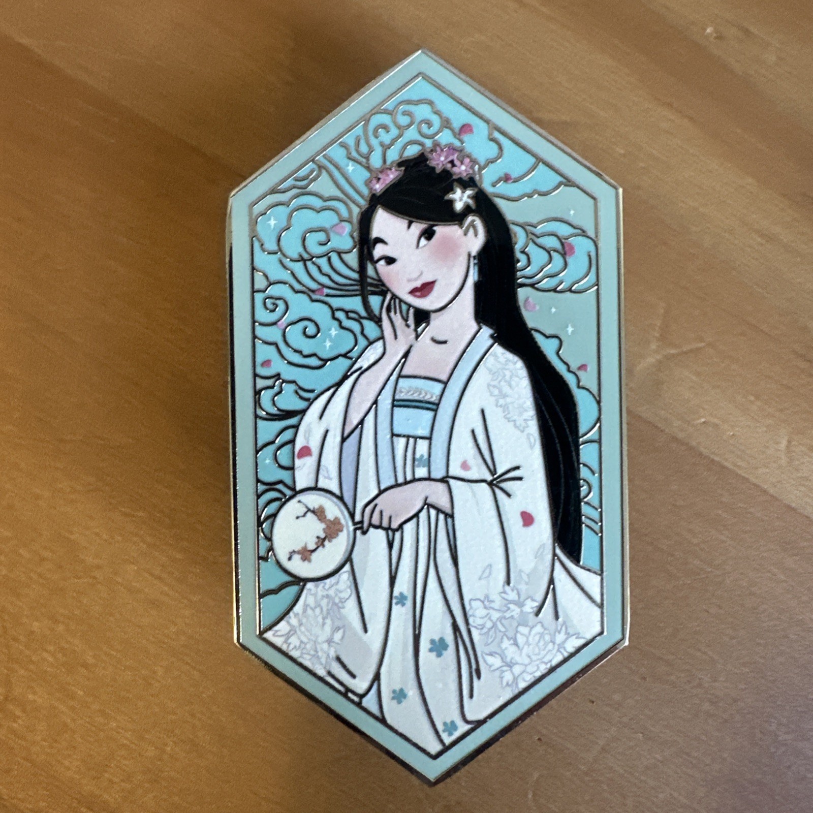 Disney DBG Fantasy Pin Mulan Limited Edition