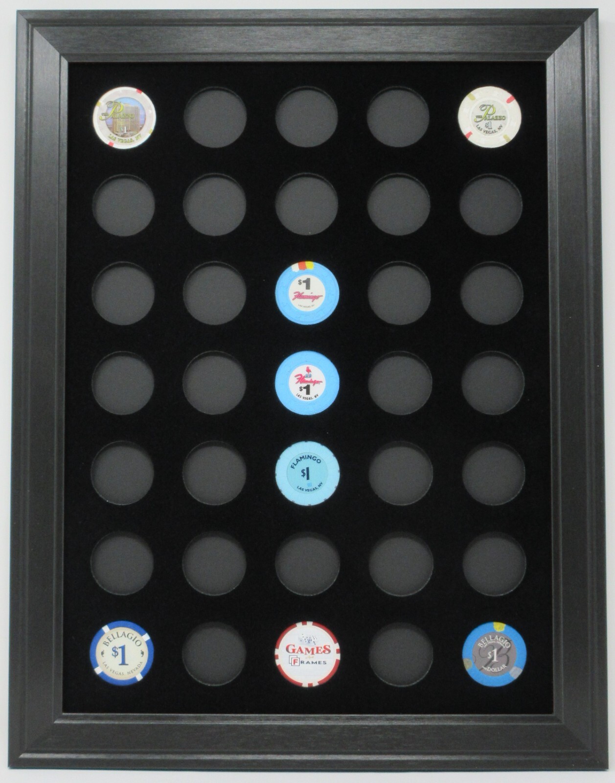 35 CASINO POKER CHIPS (NOT INCLUDED) WALL DISPLAY PICTURE FRAME 12 35 CASINO POKER CHIPS (NOT INCLUDED) WALL DISPLAY PICTURE FRAME 12