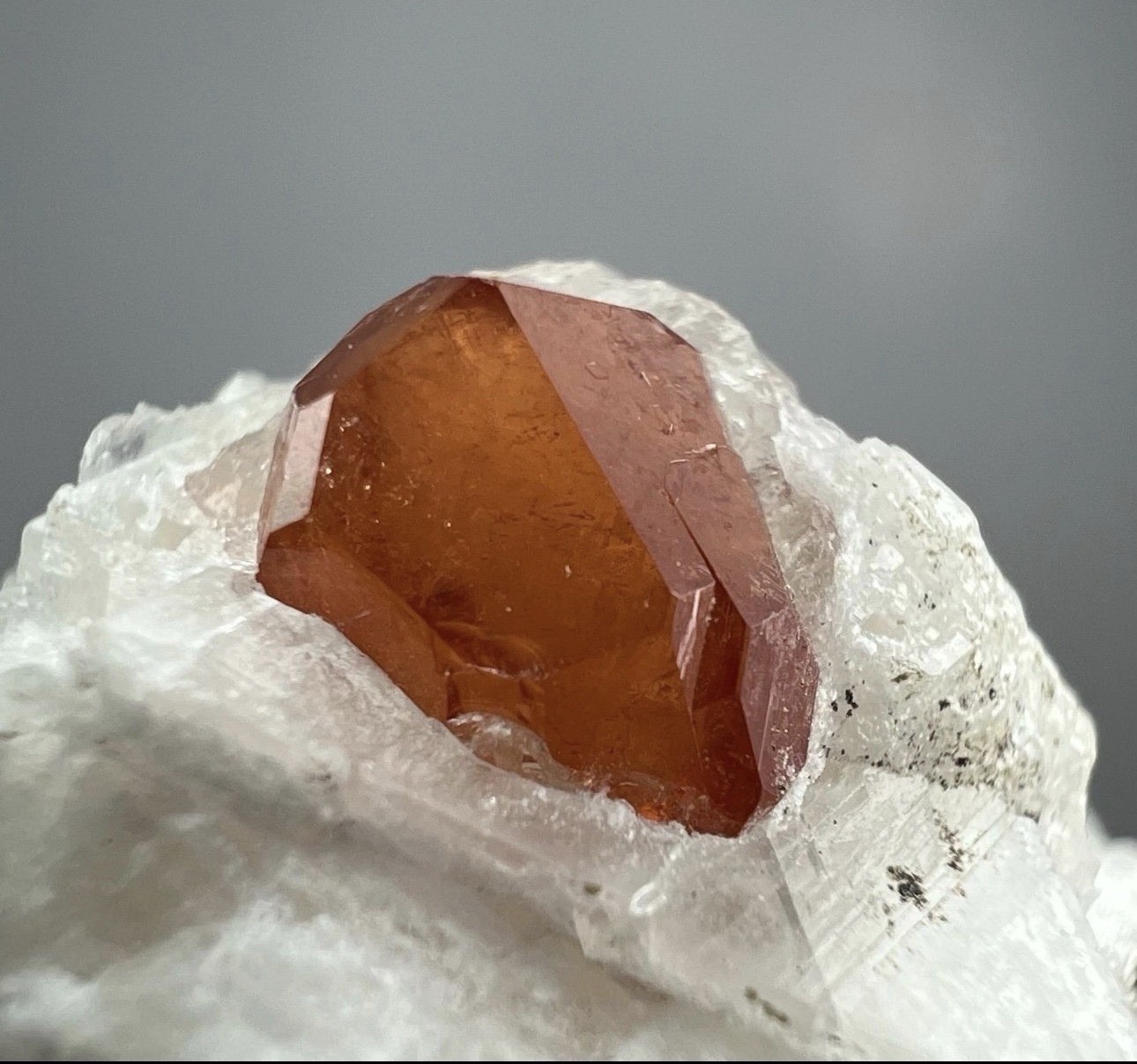 ✨Full Terminated Andradite Garnet Crystal On Matrix Form Kunar Afghanistan ✨Full Terminated Andradite Garnet Crystal On Matrix Form Kunar Afghanistan