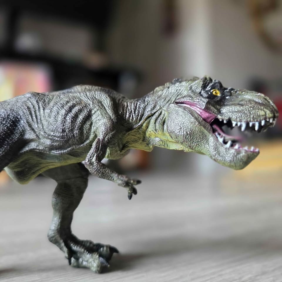 Papo Tyrannosaurus Rex T-Rex Figure 2012 Running Movable Jaw Dinosaur 12” Papo Tyrannosaurus Rex T-Rex Figure 2012 Running Movable Jaw Dinosaur 12”