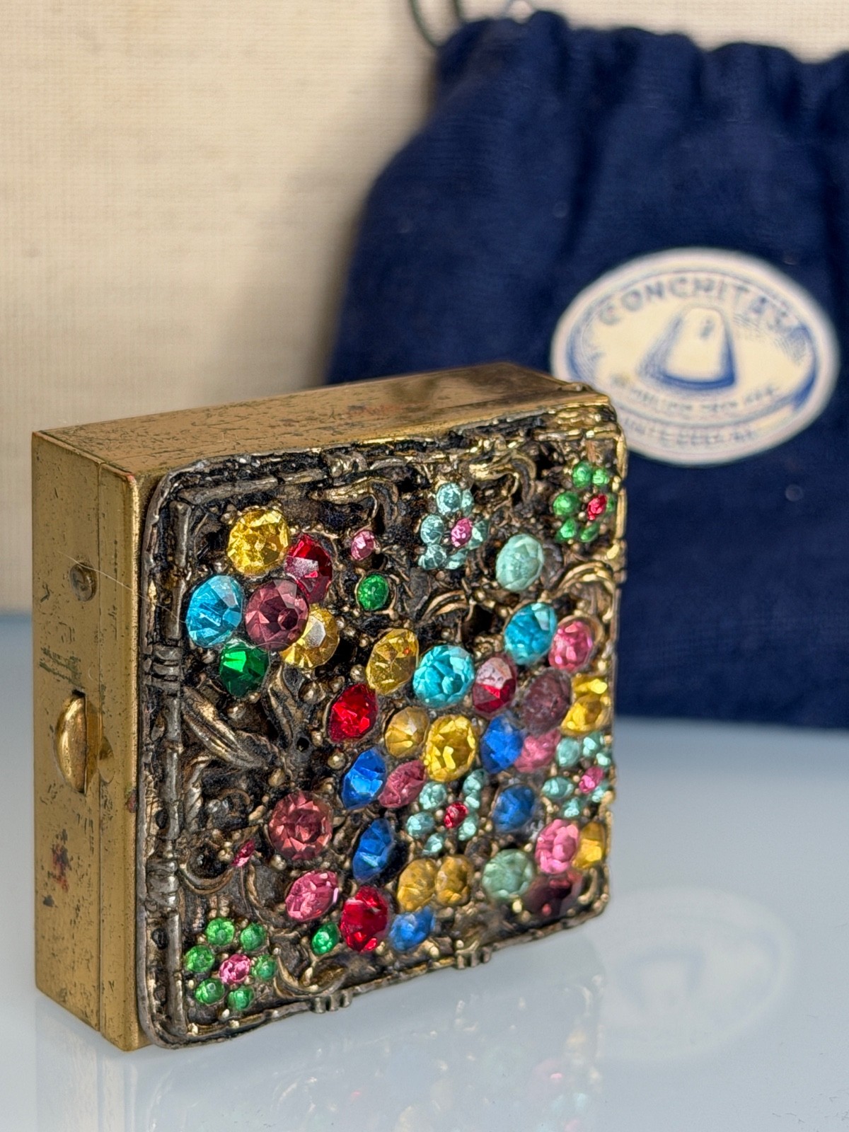 Vintage 1950s Dorset 5th Ave Rhinestone Travel Compact Case Schloss Hausmann Vintage 1950s Dorset 5th Ave Rhinestone Travel Compact Case Schloss Hausmann