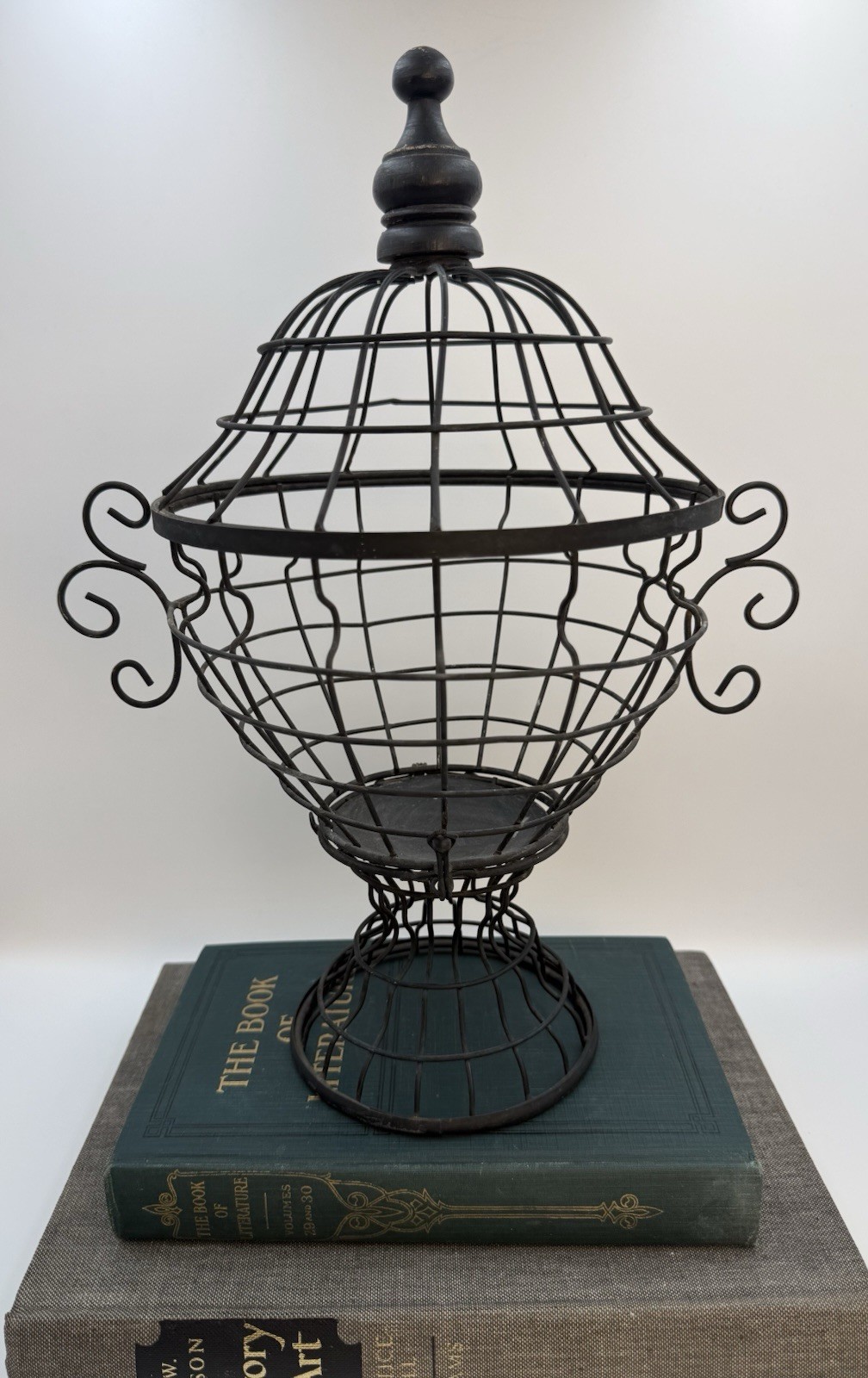 Vintage French Style Pedestal Metal Wire Urn or Candle Holder 14”