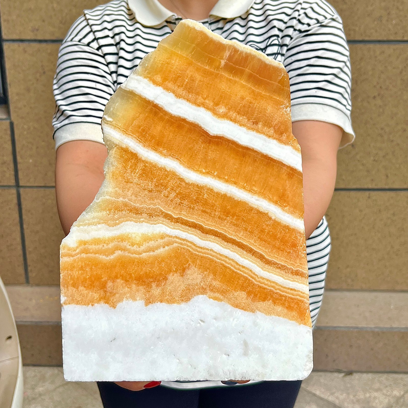 5.35LB  Beautiful and stunning hand cut slices of Huangfangjie