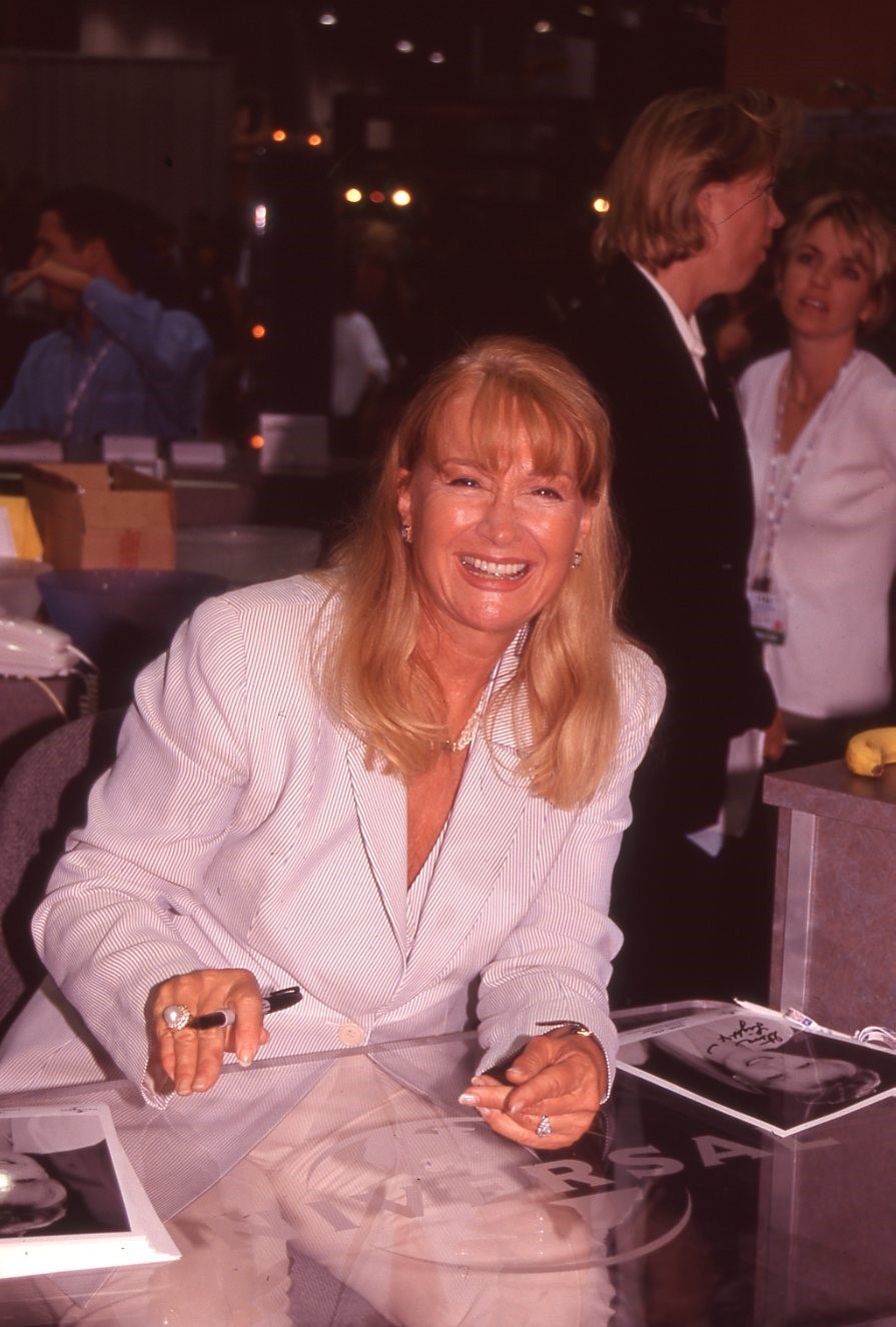 SM1-551 HOT MODEL DIANE LADD 1998 ORIGINAL 35MM COLOR SLIDE VIA J.R. REYNOLDS SM1-551 HOT MODEL DIANE LADD 1998 ORIGINAL 35MM COLOR SLIDE VIA J.R. REYNOLDS