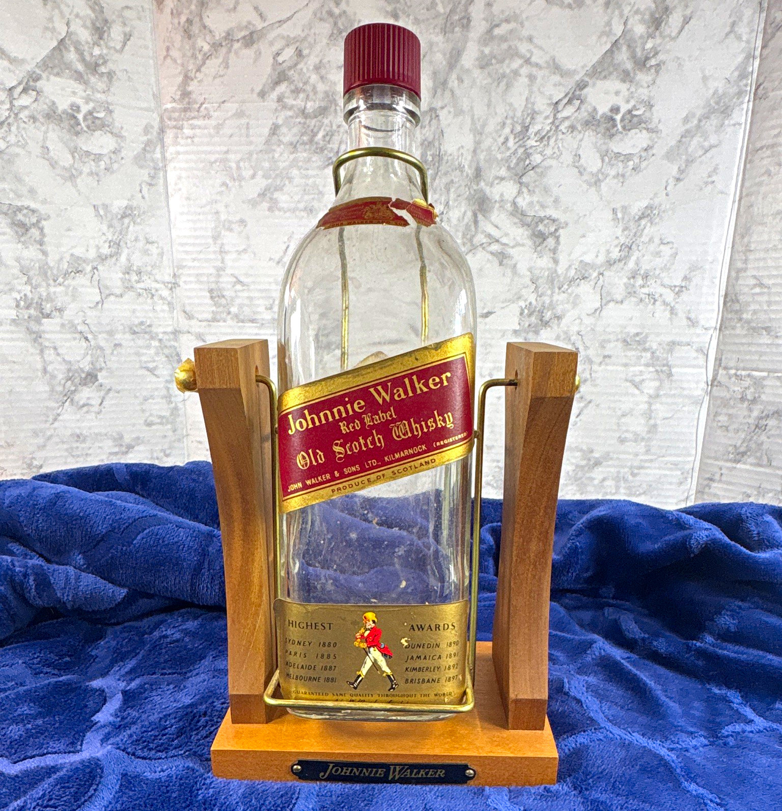 Vintage 1971 Johnnie Walker Red Label Bottle Wood Swing Cradle Stand w/ Box Vintage 1971 Johnnie Walker Red Label Bottle Wood Swing Cradle Stand w/ Box