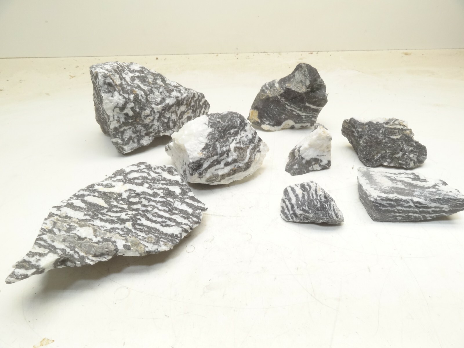 Natural Beautiful Zebra Rock White Tiger Stone Polish Aquarium Tank Aquascaping 