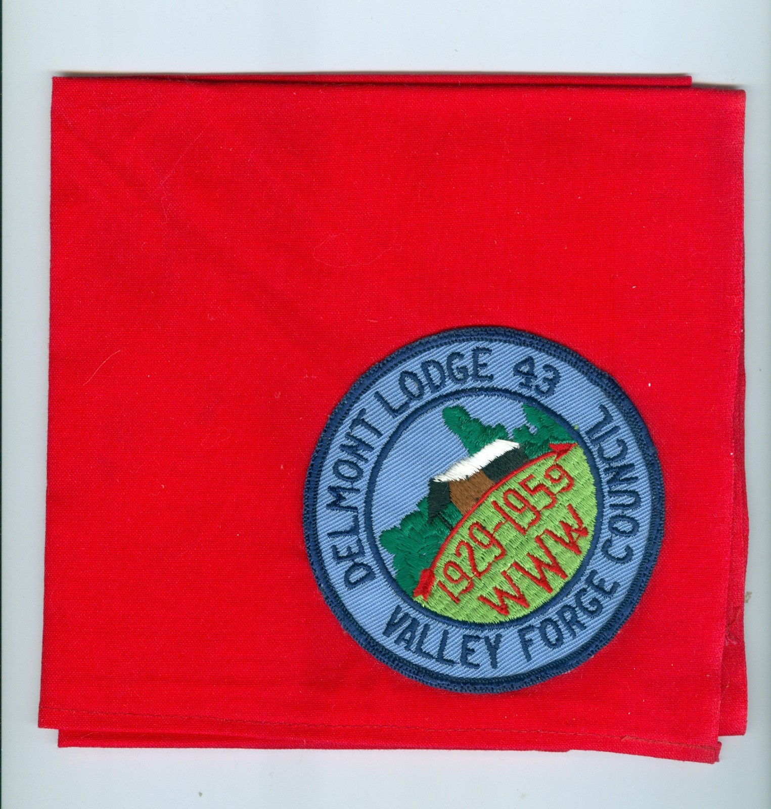 OA  Lodge 43 Delmont R6  1929-1959 patch on red neckerchief  rj