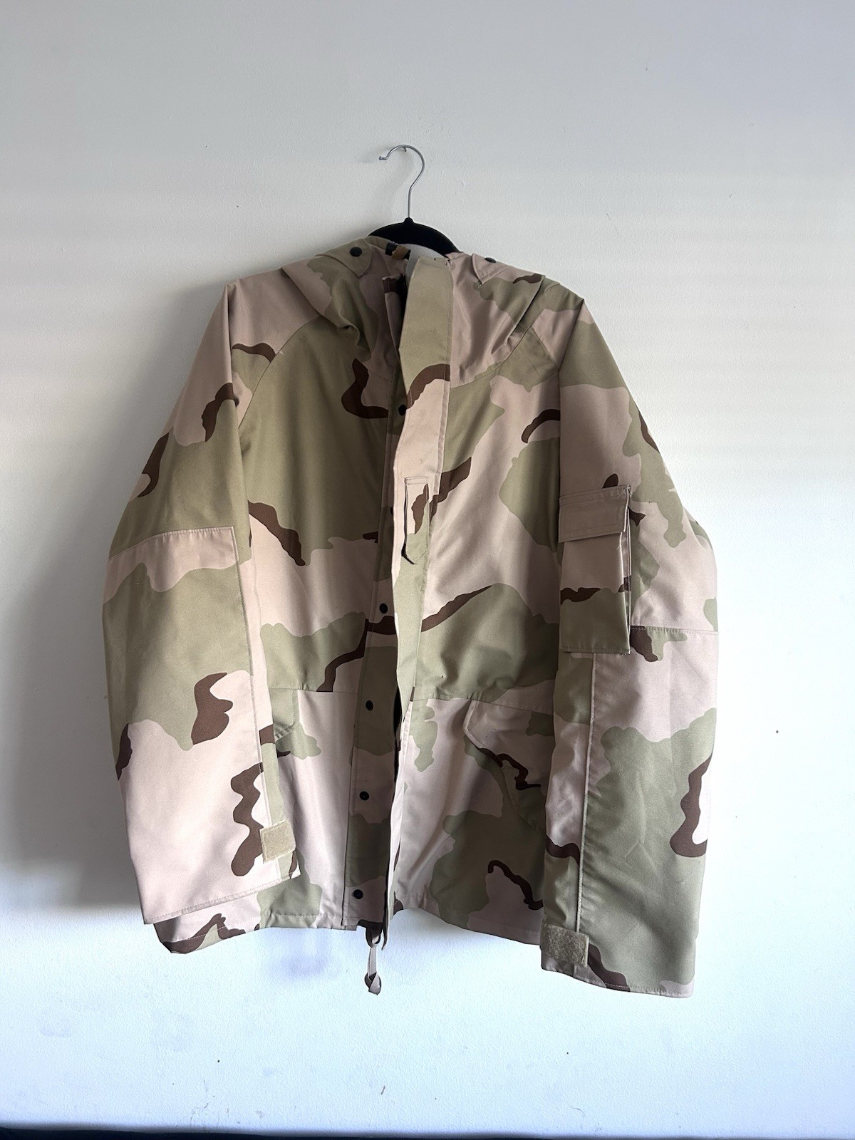 VTG Desert Camo Cold Weather USA Military Full Zip Parka L VTG Desert Camo Cold Weather USA Military Full Zip Parka L