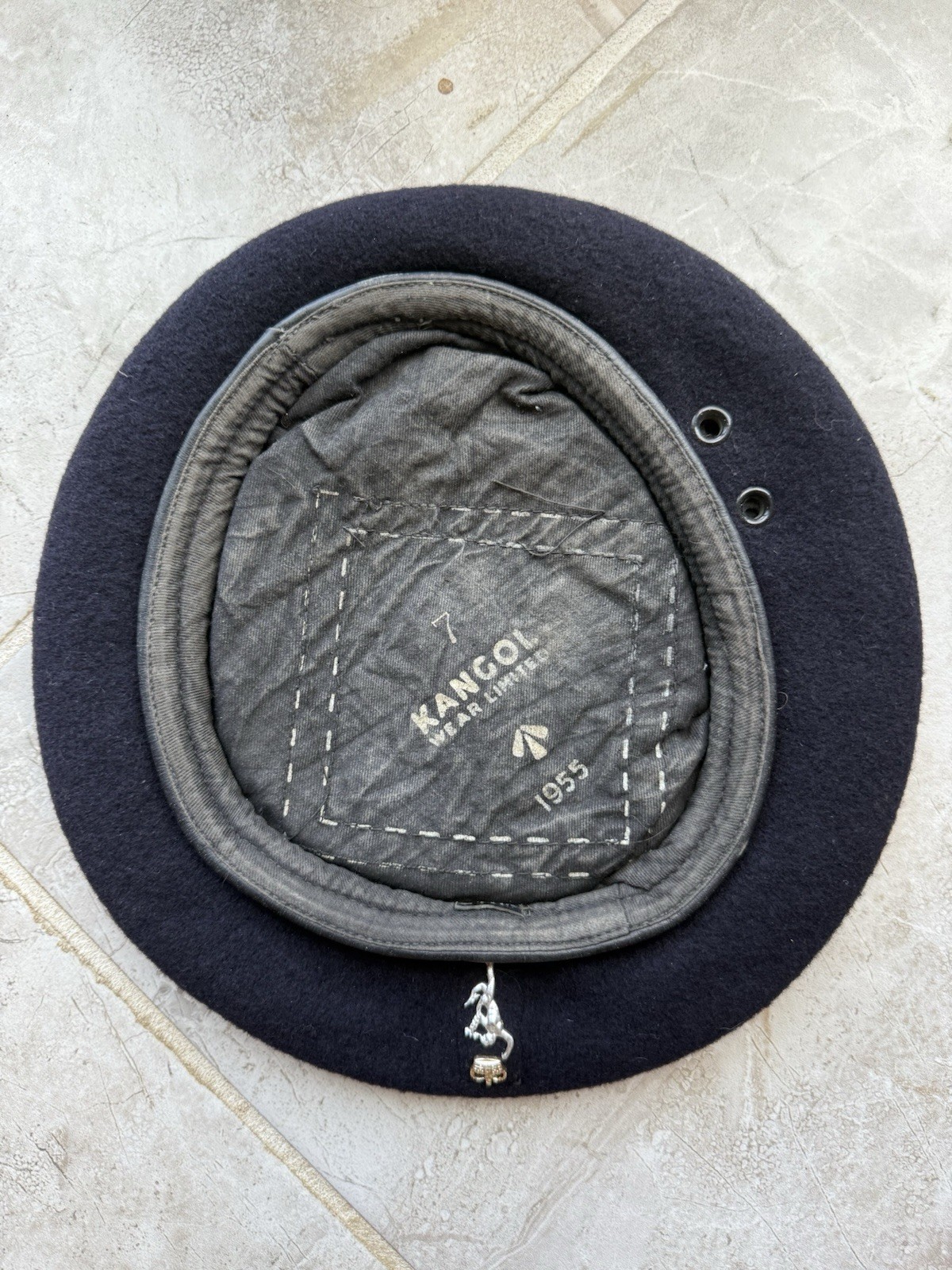 BRITISH KANGOL BLACK BERET - 1955 MILITARY HEADGEAR