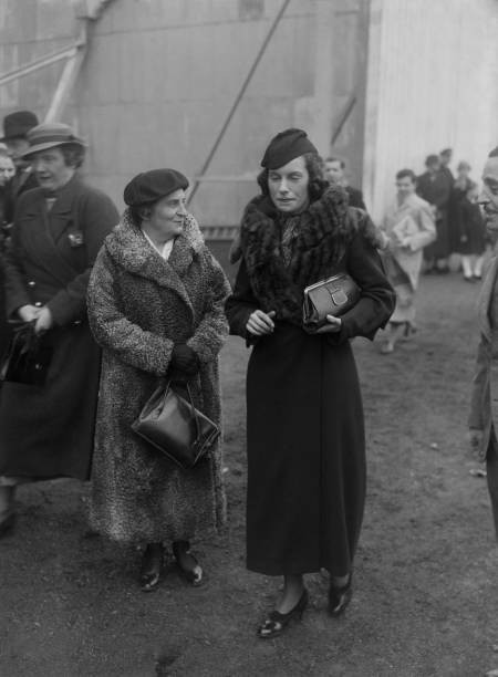 Portrait aviator Miss Joan Batten Countess Anna de Noailles Guyanc- Old Photo