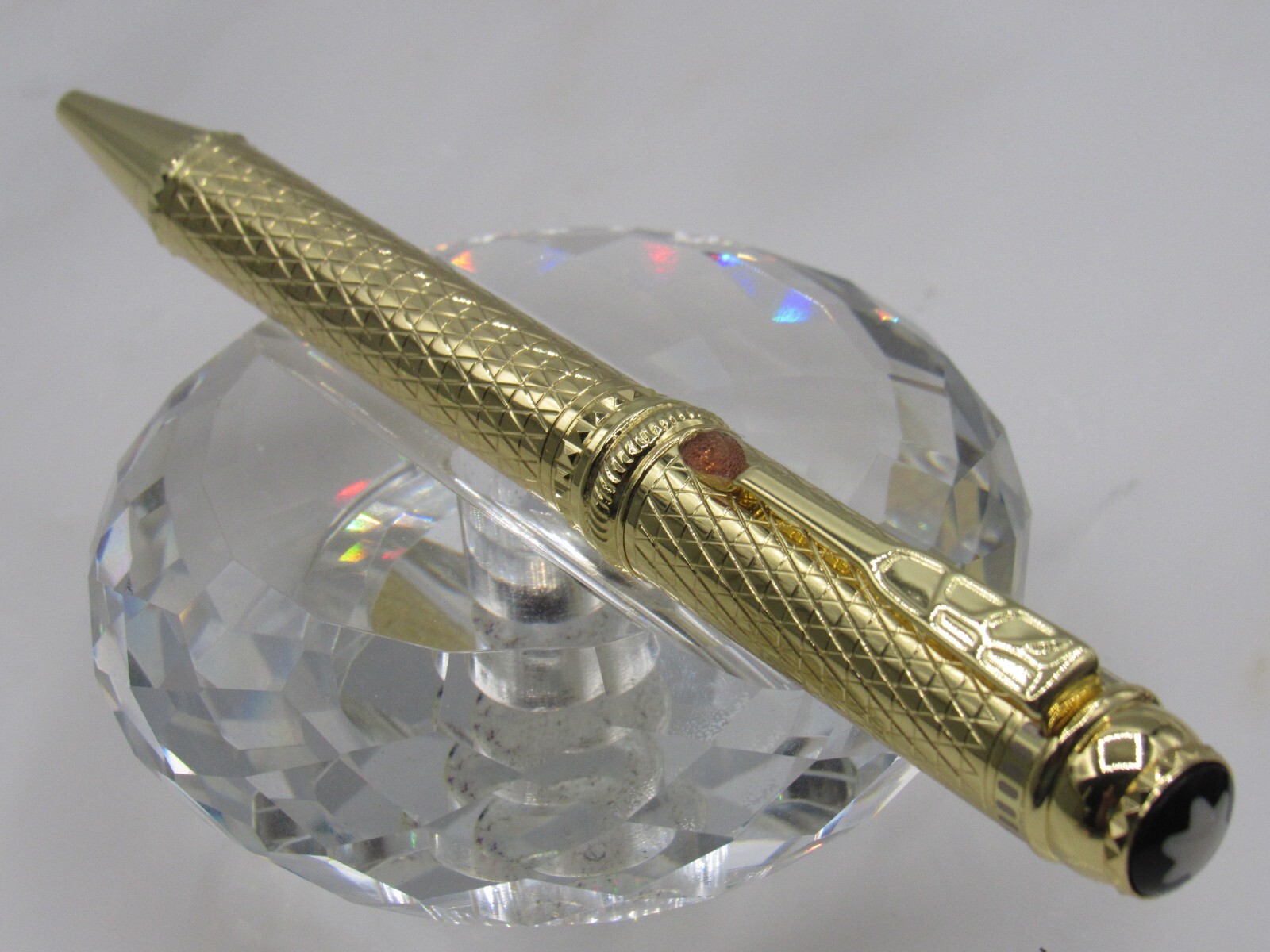 GREAT WRITERS BURGESS LUXURY SERIES ENGRAVED GOLD TWIST BALL POINT