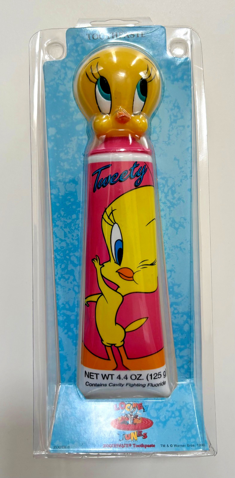 Vintage 1996 Looney Tunes Tweety Bird Toothpaste 4.4oz Zooth Paste - NIB Expired Vintage 1996 Looney Tunes Tweety Bird Toothpaste 4.4oz Zooth Paste - NIB Expired