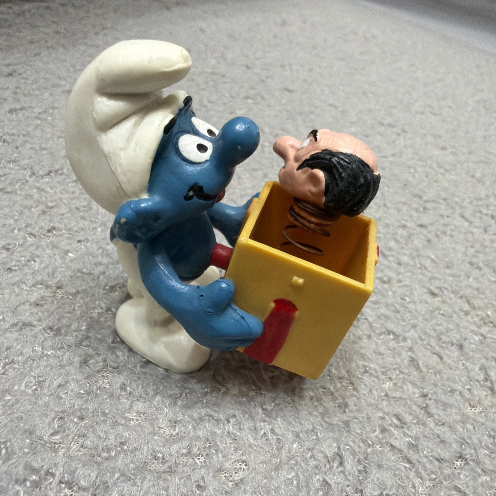 Schleich Jokey Smurf with Trick box Gargamel\'s Head 40247 Peyo 1983 Rare 