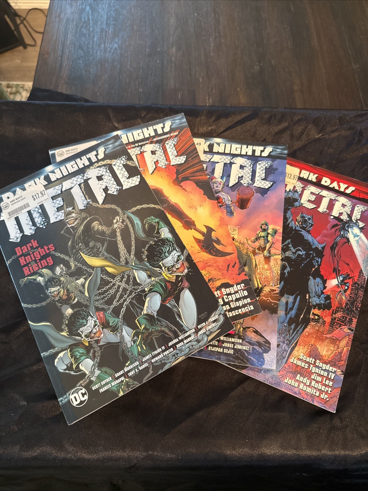 DC Comics Dark Nights Metal 4 Book Graphic Novel Lot Road to Metal Resistance DC Comics Dark Nights Metal 4 Book Graphic Novel Lot Road to Metal Resistance