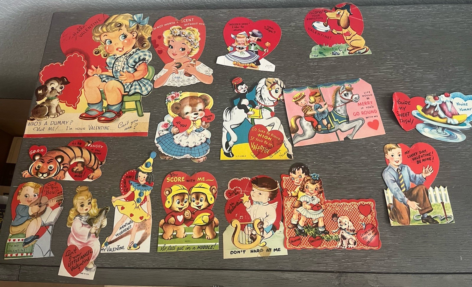 Lot of 16 Vintage VALENTINE\'S DAY CARDS Die Cuts 1940s Lot of 16 Vintage VALENTINE\'S DAY CARDS Die Cuts 1940s