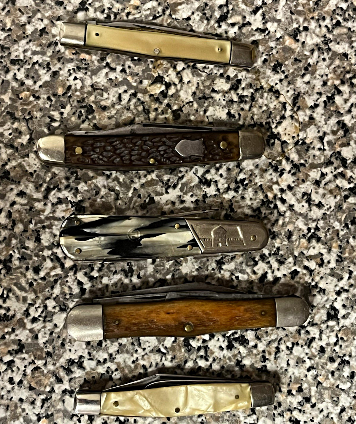 Lot of 5 Vintage pocket knives UNIQUE SELECTION- Case, Kutmaster, Camilus, &more