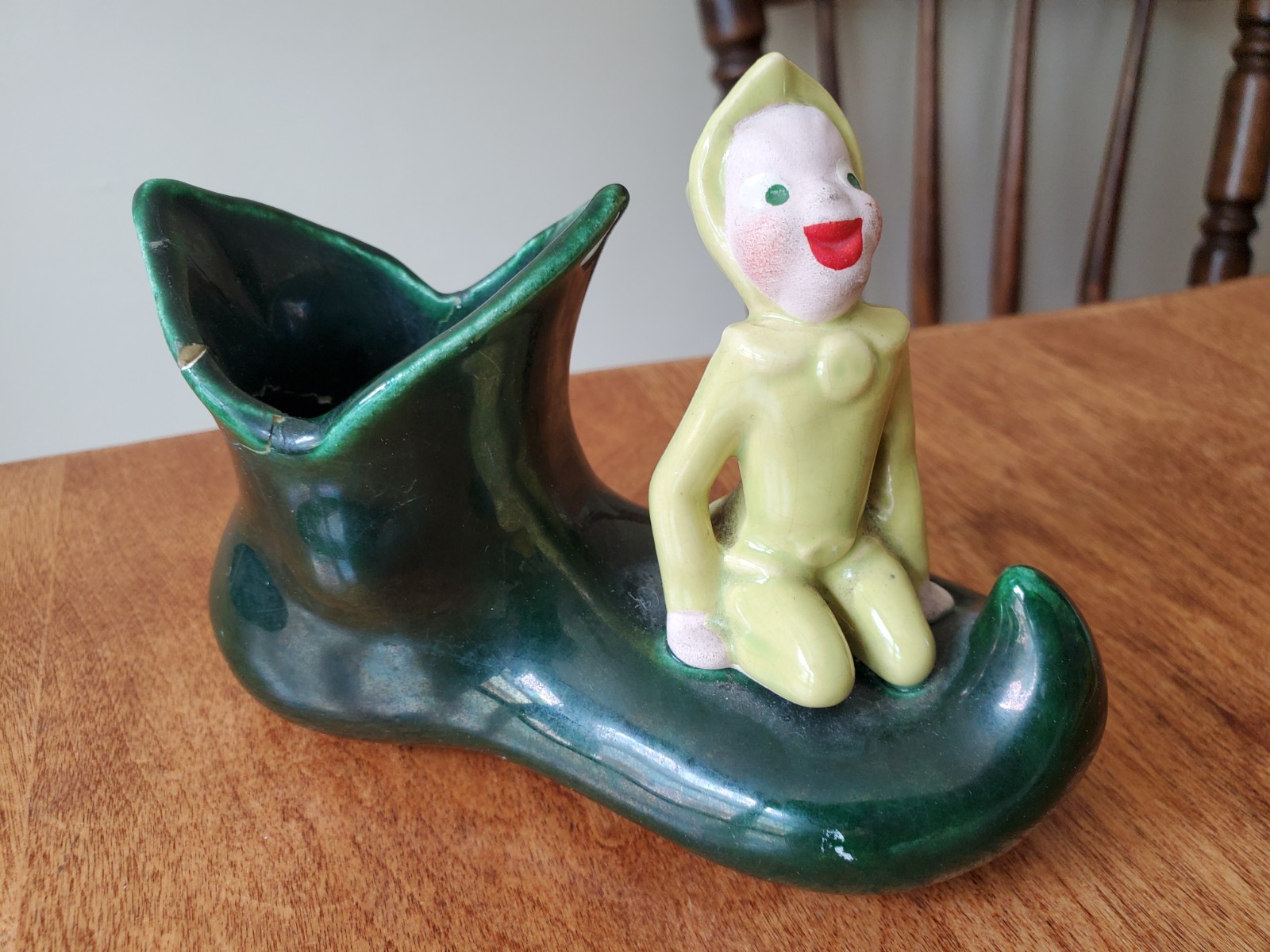 Vintage Cali Crown Pixie Elf  Planter Ceramic Green Shoe Slipper 1950’s READ