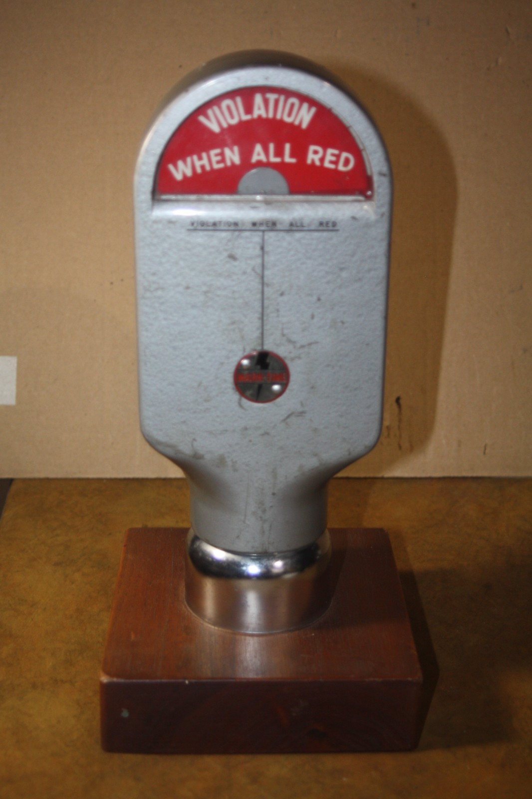 Vintage 1930\'s - 40\'s  M. H. Rhodes Mark-Time Penny Parking Meter w/ Key