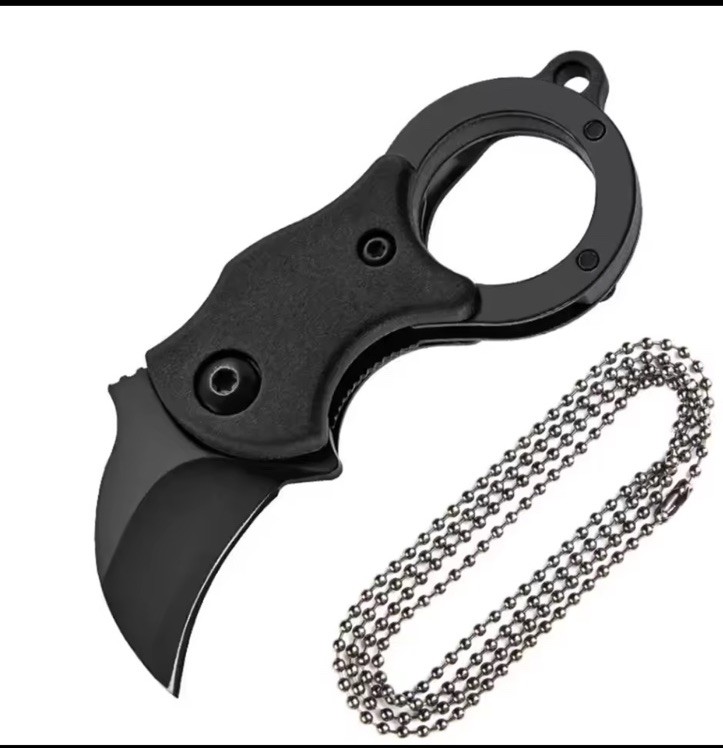 Mini Karambit Style Pocketknife Black Stainless Steel Blade Plastic Handle